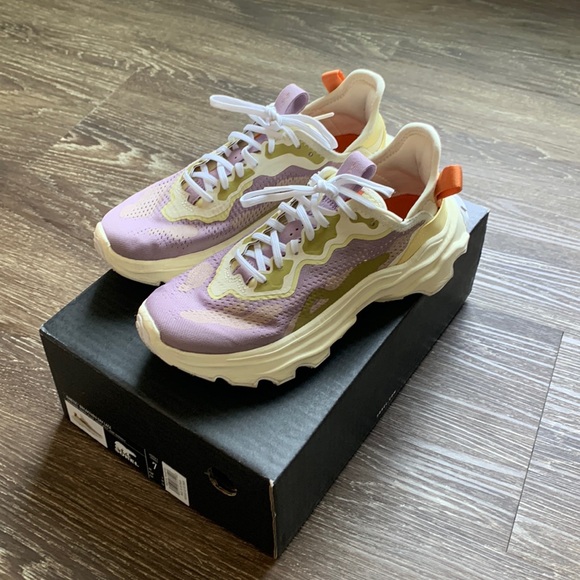 Sorel Kinetic Breakthru Day Lace Sneaker - Picture 1 of 5